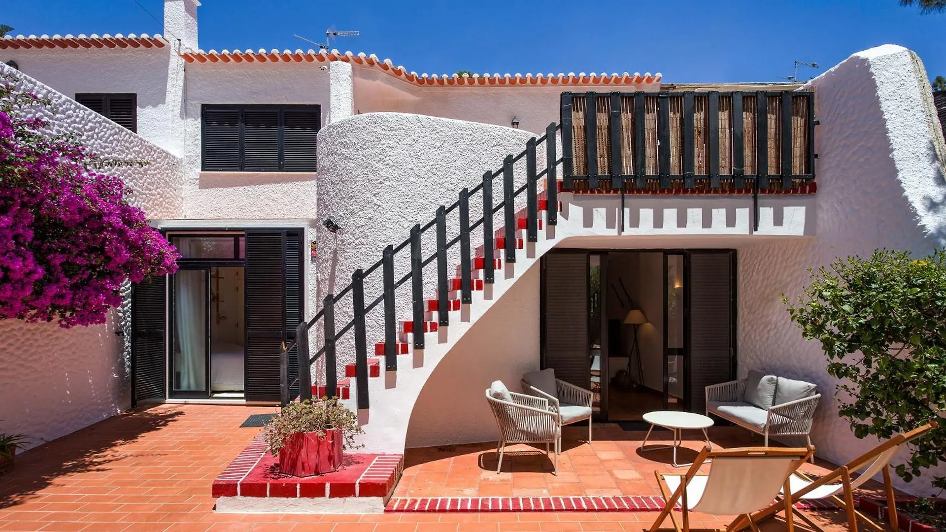 Casa de Férias Moradia Tradicional No Centro A 100M Da Praia Monte Gordo